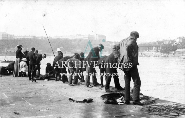 Yorkshire c1908 scarborough fishing off pier CMc