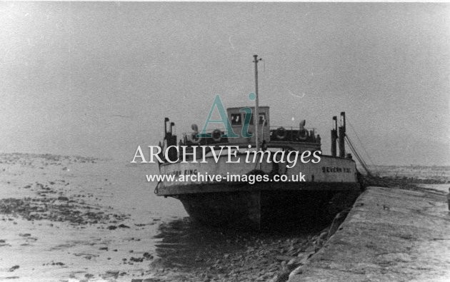 Gloucestershire Severn King Beachley Aust ferry c1935 CMc