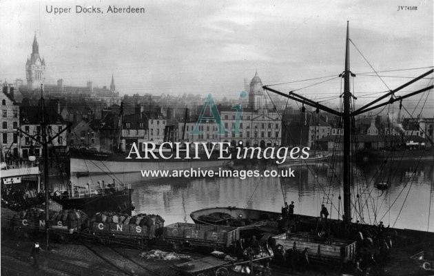 Aberdeen upper docks Great North of Scotland Railway wagons valentine CMc