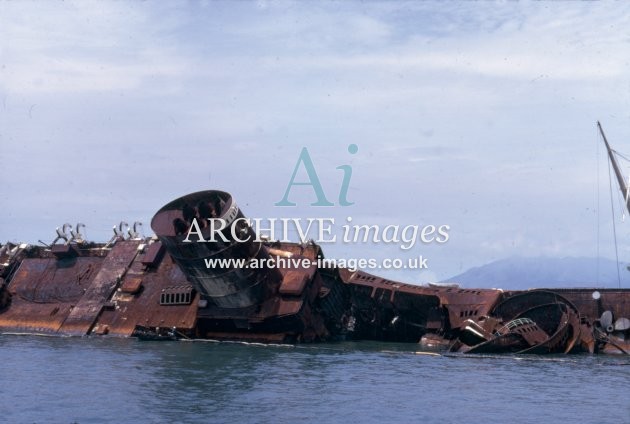 CUnard RMS Queen Elizabeth burned out in Hong Kong harbour 1972 CMc