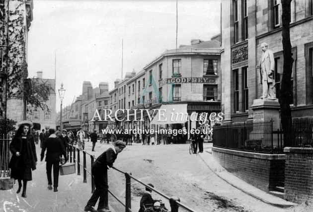 Gloucestershire Stroud Russell street c1910 CMc