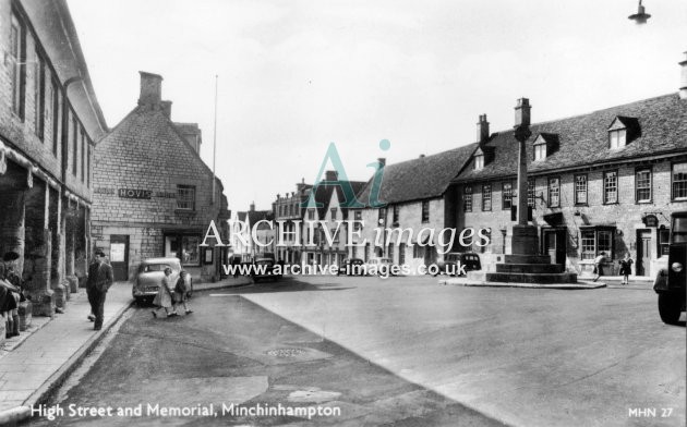 Gloucestershire Minchinhampton High Street c1955 CMc