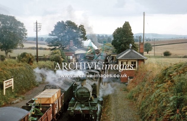 Fawley station, No 4161 to Hereford crossing Up goods 10.64