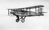 Fairey III in flight 52 Sqdn S1210 c1925.jpg